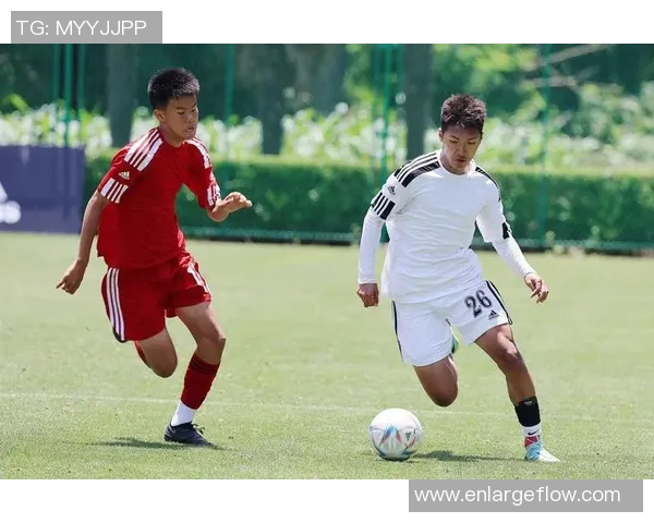 赛后分析：上海足球队与杭州足球队的战术意识与表现对比