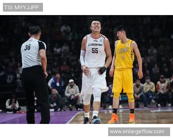 重庆篮球队意识争议引发热议球迷与专家观点碰撞激烈