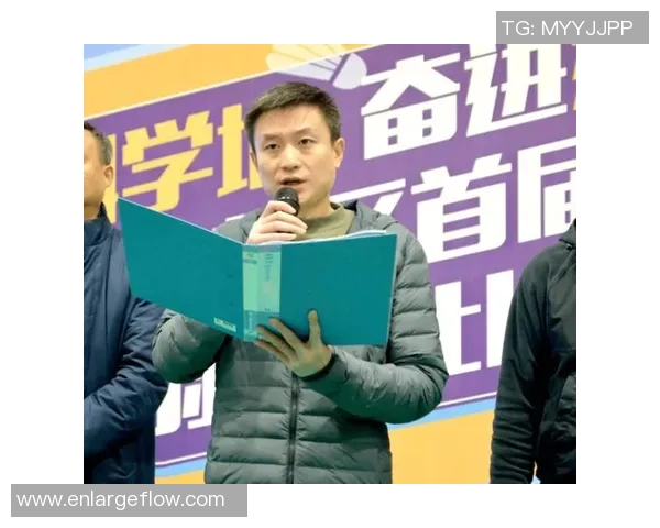 重庆羽毛球队整体表现分析：压制与失误的双重影响探讨