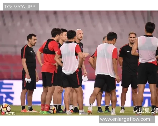 重庆网球队灵活性引发热议球员表现与战术调整成焦点讨论