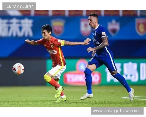 重庆足球队以60分领跑挑战赛积分榜展现强大实力和竞争优势