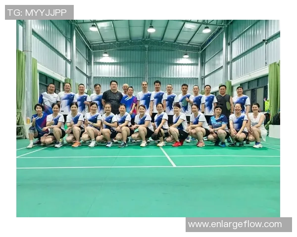 重庆羽毛球队荣登全国耐力排行榜第二名展现卓越实力与团队精神 重庆羽毛球队荣登全国耐力排行榜第二名展现卓越实力与团队精神